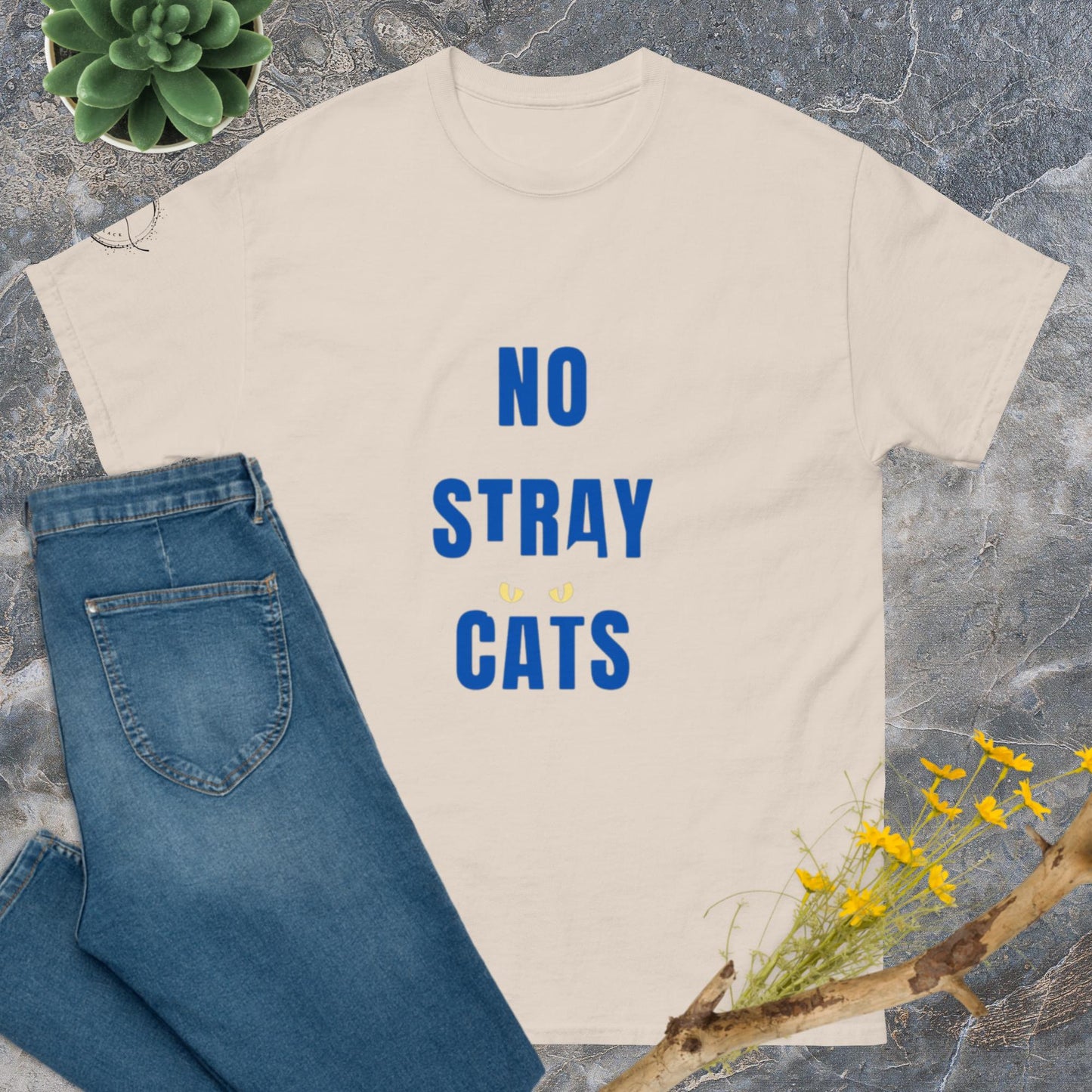 No Strays Blu