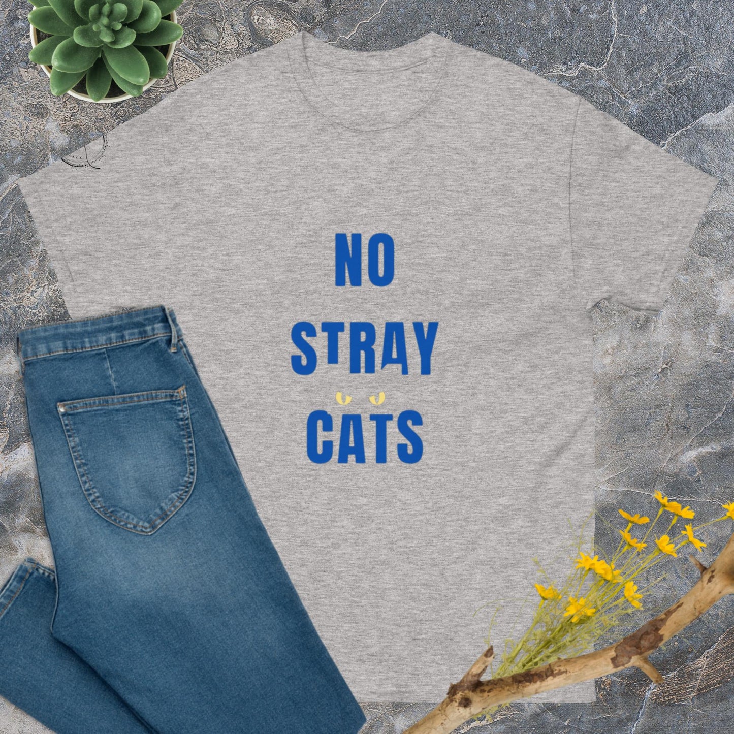 No Strays Blu